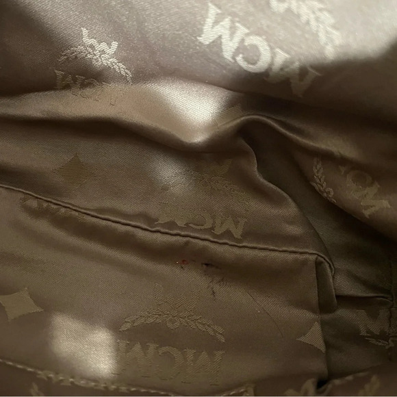 MCM DRAWSTRING HOBO - Picture 12 of 16